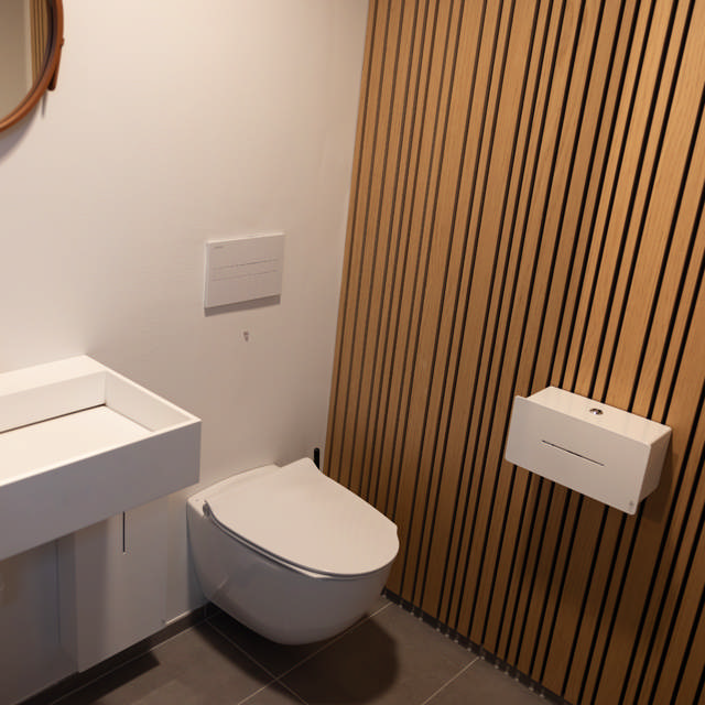 LOKI toilet paper holder